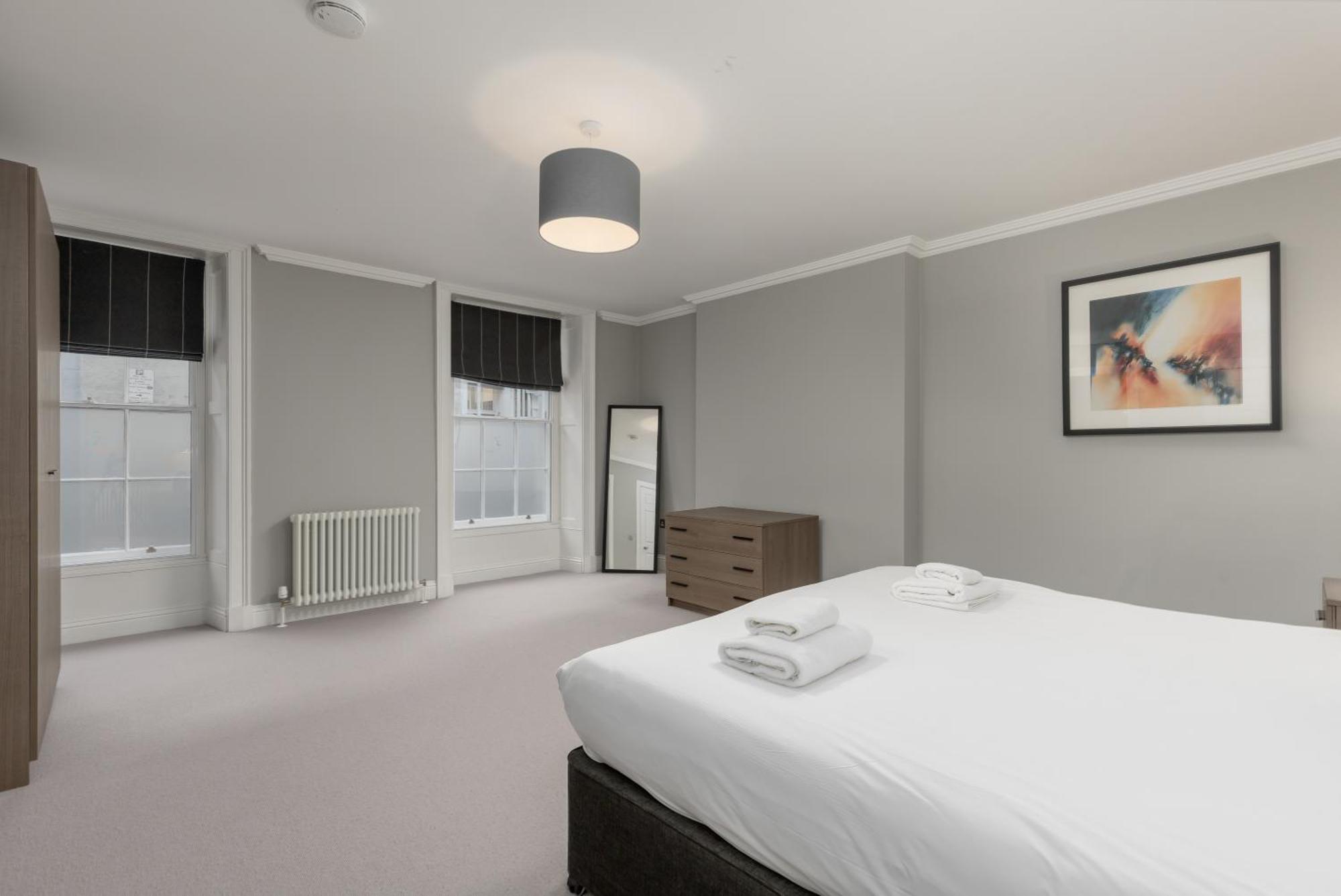 Destiny Scotland - Hill Street Apartments Édimbourg Extérieur photo